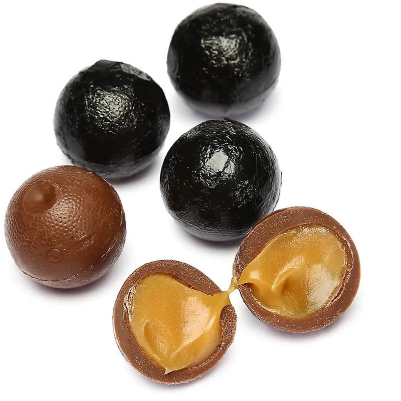 Palmer Foiled Caramel Filled Chocolate Candy Balls – Black: 5LB Bag