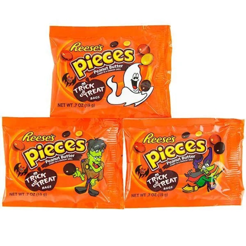 Reese’s Pieces Halloween Snack Size Packs: 15-Piece Bag