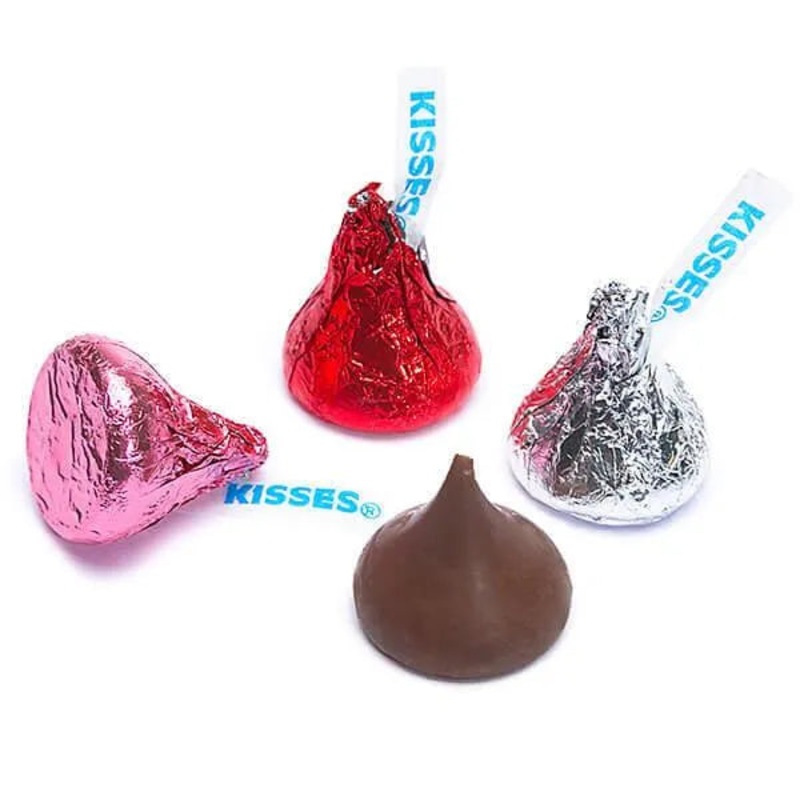 Hershey’s Kisses Valentine Foiled Milk Chocolate Candy: 10-Ounce Bag