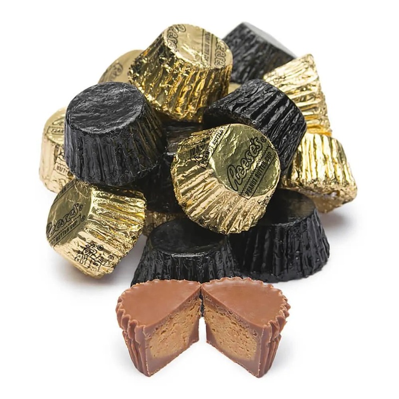 Reese’s Peanut Butter Cups Color Combo – Black and Gold: 400-Piece Box