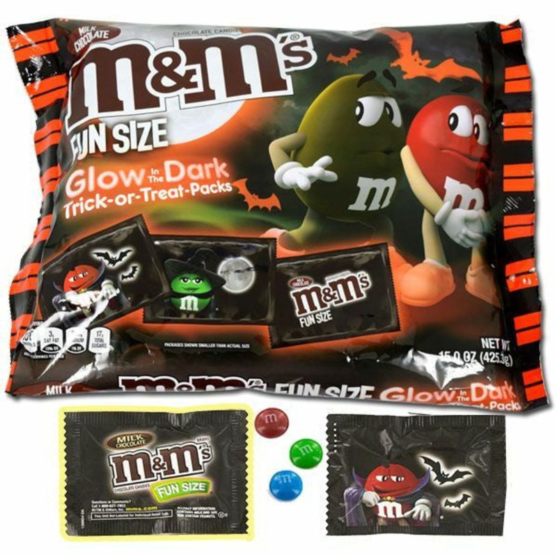 M&M’s Glow In Dark Milk Choc Fun Size 15oz Bag