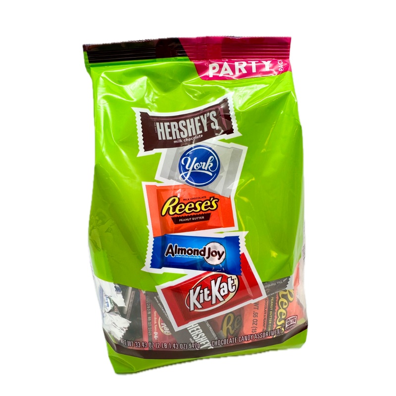 Hershey’s Assorted Chocolates Party Pack – 33.43oz