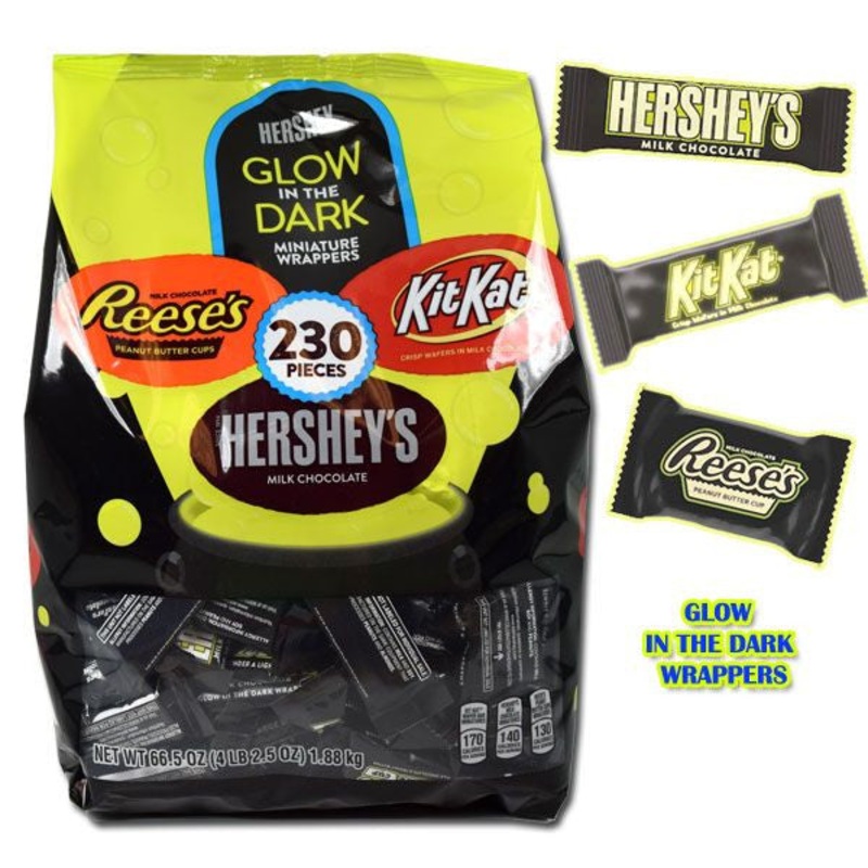 Hershey’s Glow In The Dark Assorted Candy Bars 230 Count