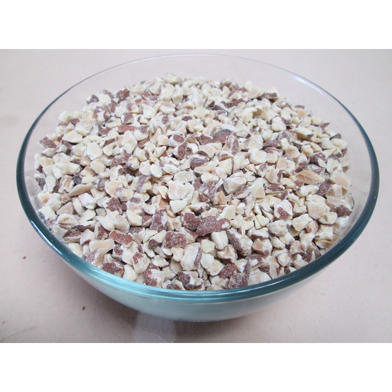 Roasted And Chopped Almond (Dices) (1 Lb)