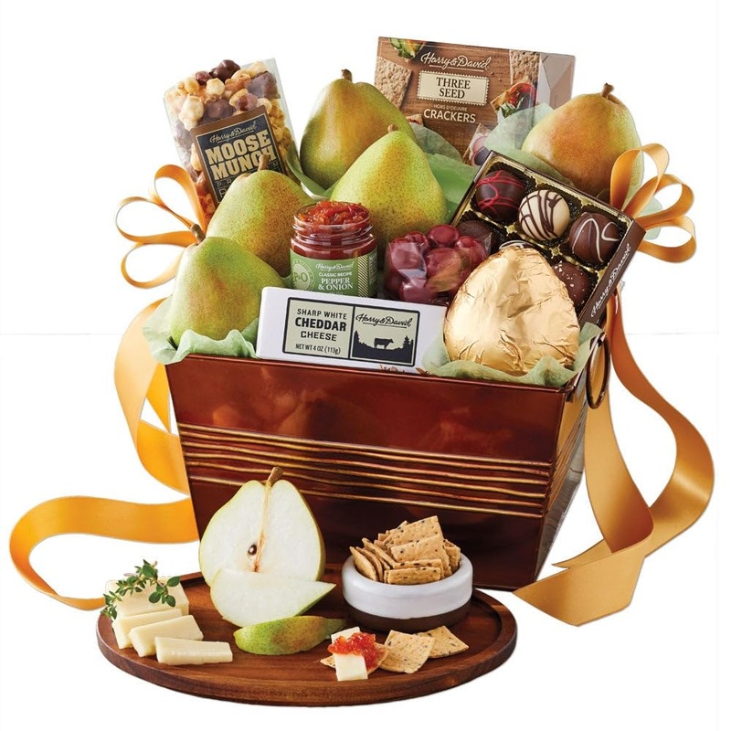 Harry & David Favorites Pear, Popcorn And Relish Gift Basket – Classic, Gift Basket With Popcorn, Popcorn And Relish Gift Basket