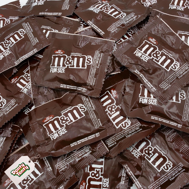 M&M’S Milk Chocolate Bundle 3 Lb – Bulk Candy In Resealable Bag, M&Ms Individual Fun Size Packs (72 Pieces)