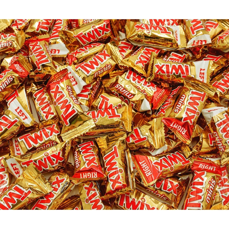Twix Caramel Minis Candy Bars 1 Lb – Anti Melt Pack, Bulk Resealable Bag, Individually Wrapped (41 Pieces), Convenient Snack-Siz