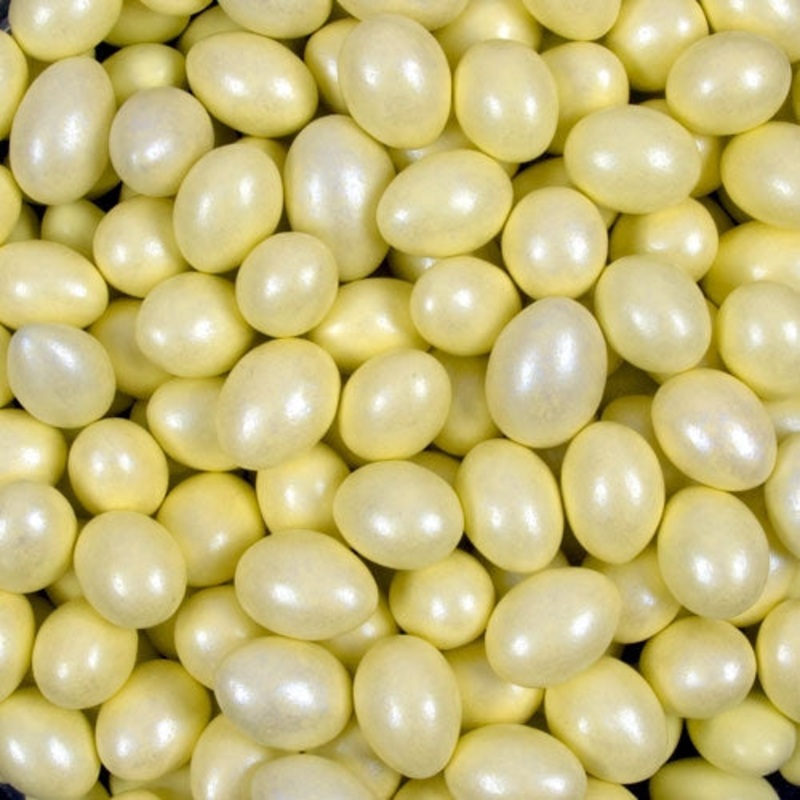 Pastel Yellow Sparkle Chocolate Almonds – 5lb