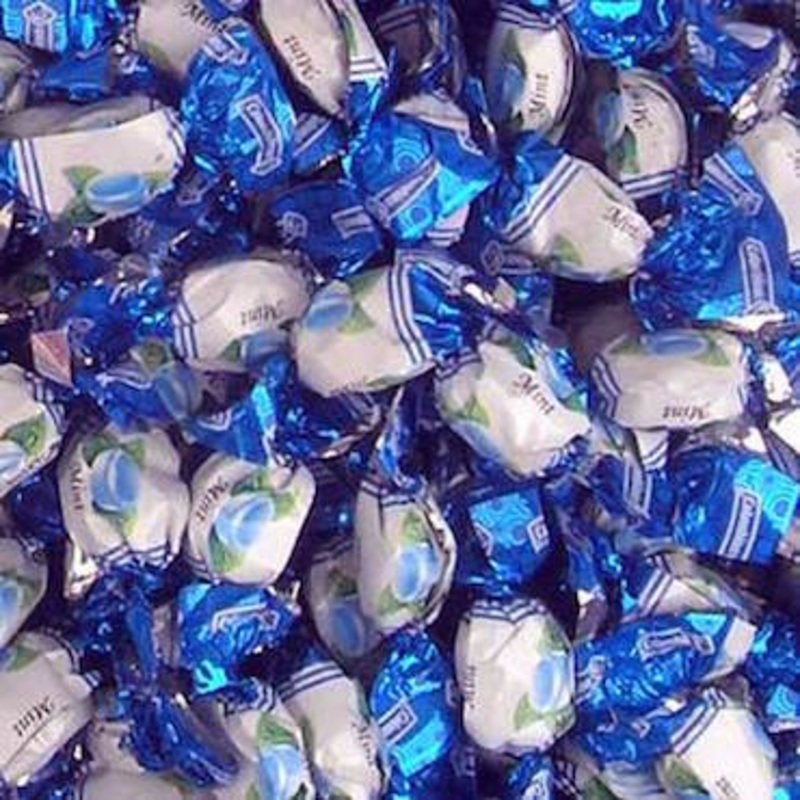 Blue Wrapped Mini Mints – 2.2lb