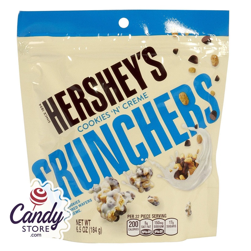 Hershey’s Crunchers Cookies N Creme 6.1oz Peg Bag – 8ct
