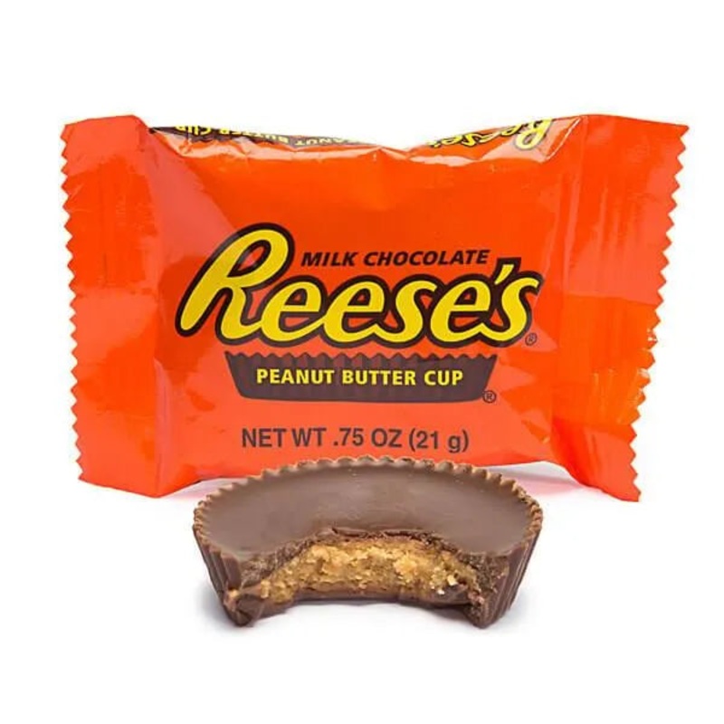 Reese’s Peanut Butter Cups Snack Size Packs: 25-Piece Bag