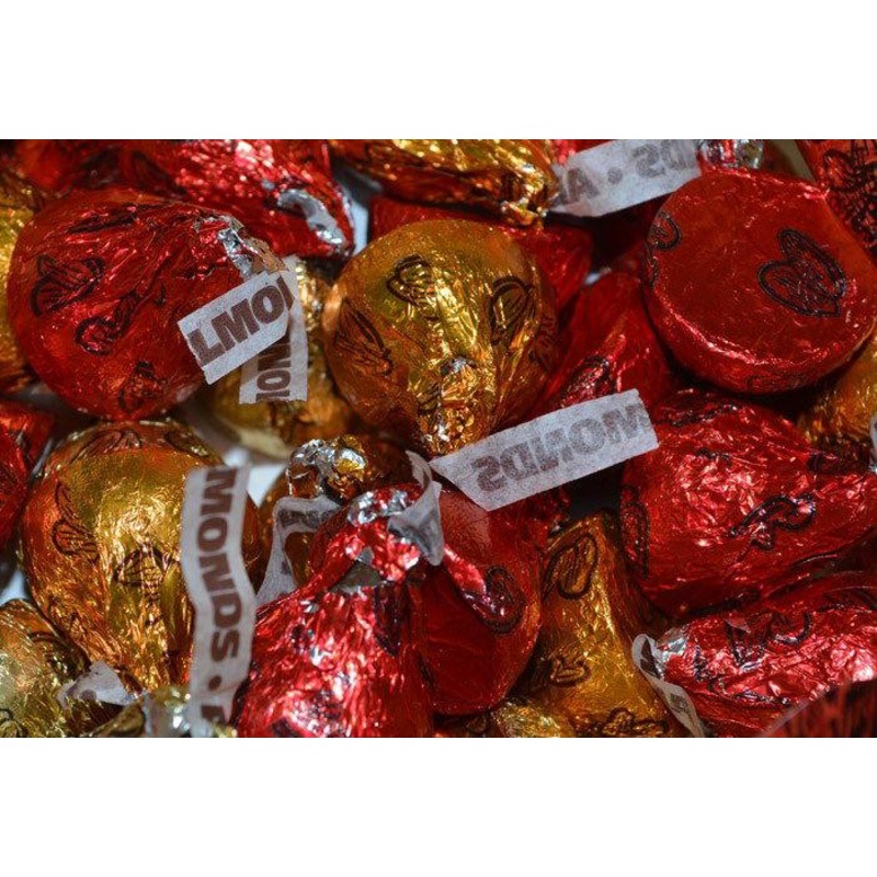 Hershey’s Kisses Harvest Mix with Almonds