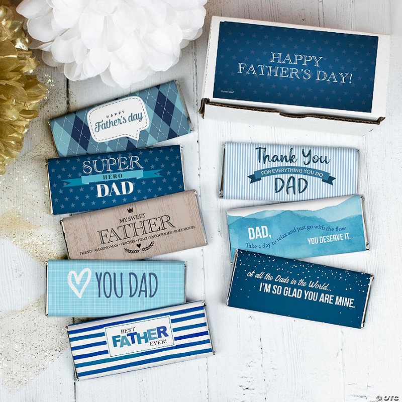 Just Candy Father’s Day Candy Gift Box – Hershey’s Chocolate Bars (8 bars/box)