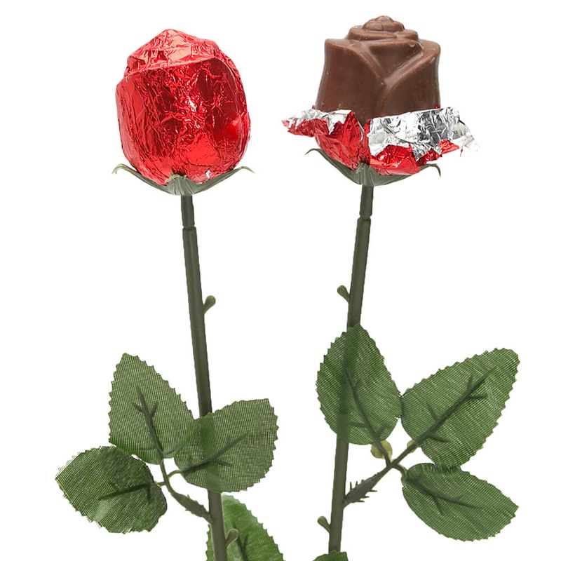 ROSES RED
